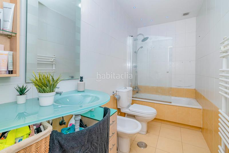 Foto 3a9689a5-b8b7-4b1a-b51e-9f8a5bc4497d. Semi detached house with fireplace heating parking in Armilla
