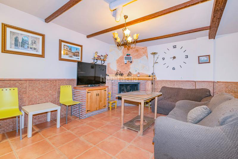 Foto 6c8d1cab-a779-4281-b6f9-2af29ce3f942. Semi detached house with fireplace heating parking in Armilla