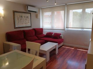 Location Appartement  Calle cgdor señor de la elipa. Piso moderno, luminoso y totalmente equipado en la elipa