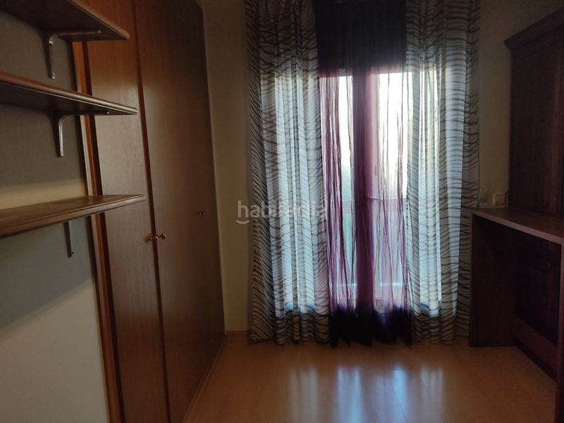 Foto ca3dbd7f-c085-4619-81ad-77924088b849. Lloguer pis a Berga