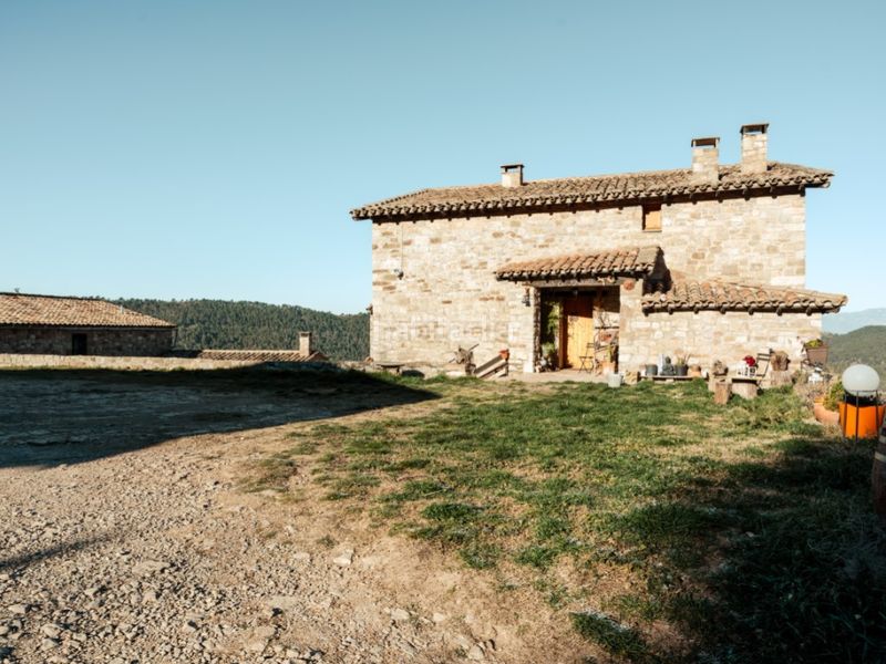 Foto f2bc8c6a-4282-4677-acd8-80256811bc9f. Masia a Moià