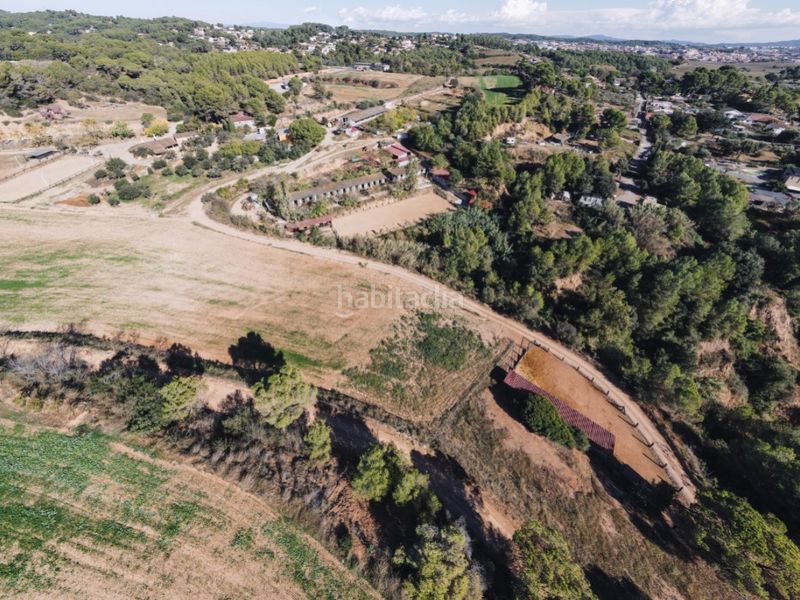 Foto f2e056a7-f44e-448e-802f-d3861d6a1f39. Masia a Can Fatjó-Sant Jordi Park-Plana del Castell Rubí