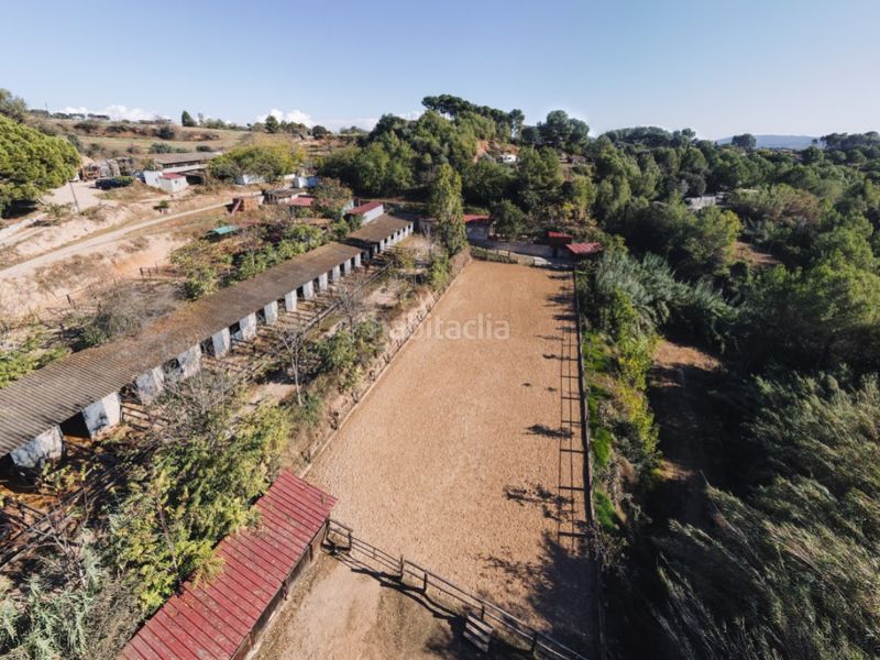 Foto f40d7dd5-65b8-4788-9570-f73d1ae87e67. Masia a Can Fatjó-Sant Jordi Park-Plana del Castell Rubí