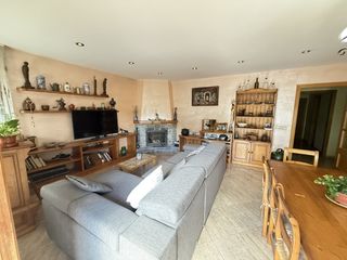 Haus  Avenida francesc macia 7. Exclusividad luz y versatilidad en un entorno privilegiado de av