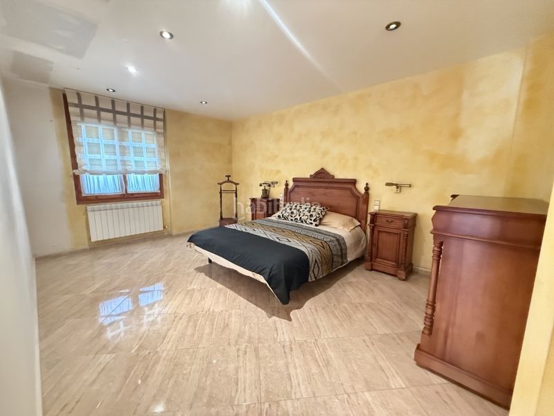 Foto 6a8b08b0-e8ff-48bb-8b25-1c44843a7c50. Casa amb aparcament a Avià