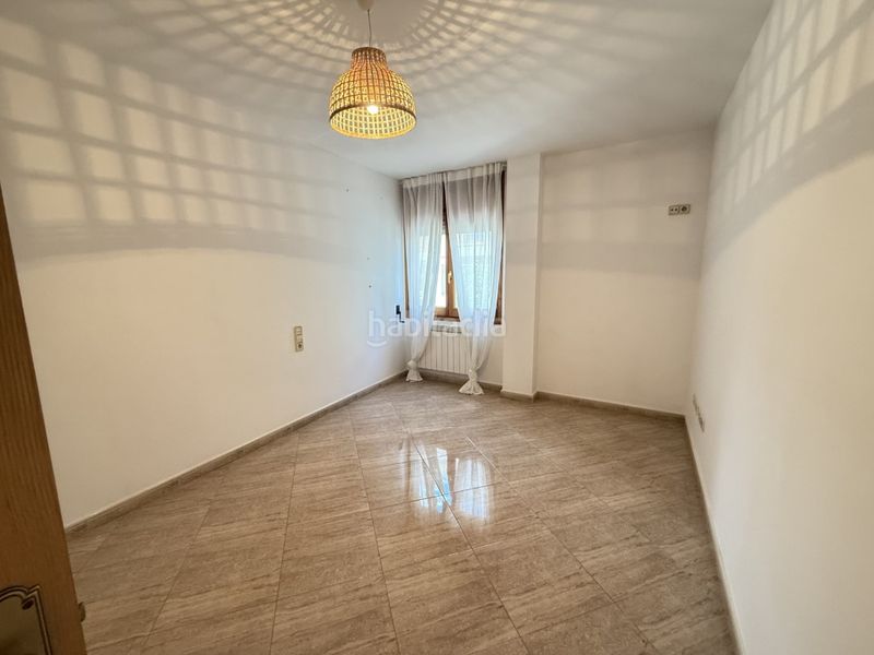 Foto d5992886-a57a-4581-b461-60be299ce04e. Casa amb aparcament a Avià