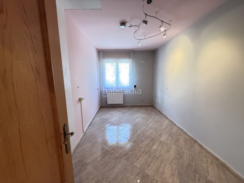 Foto ec7e6aba-efb6-4238-a633-7188c20f8557. Casa amb aparcament a Avià
