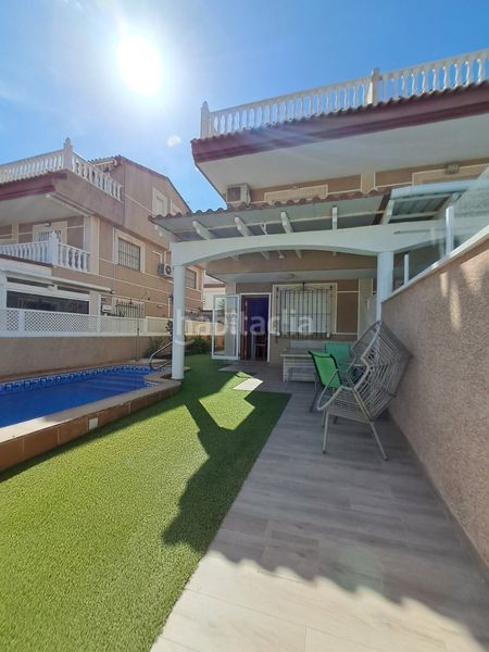 Foto 1f04c0d5-1e63-4ce0-83db-f3a41e1ad312. Casa adosada triplex en las villas, torre horadada, 4 habitaciones en Pilar de la Horadada