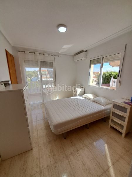 Foto d1dd263e-9cd7-4b0e-a56a-6a97753ff88b. Casa adosada triplex en las villas, torre horadada, 4 habitaciones en Pilar de la Horadada