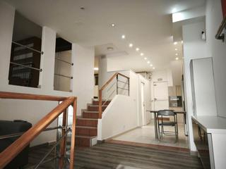 Rez-de-chaussée à Casablanca - Calvario. Bajo-vivienda con terraza trasera en venta en la zona de gregori