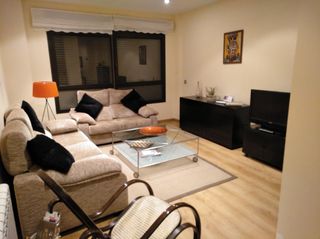 Piso  Plaça sant sebastià. Piso con 2 habitaciones