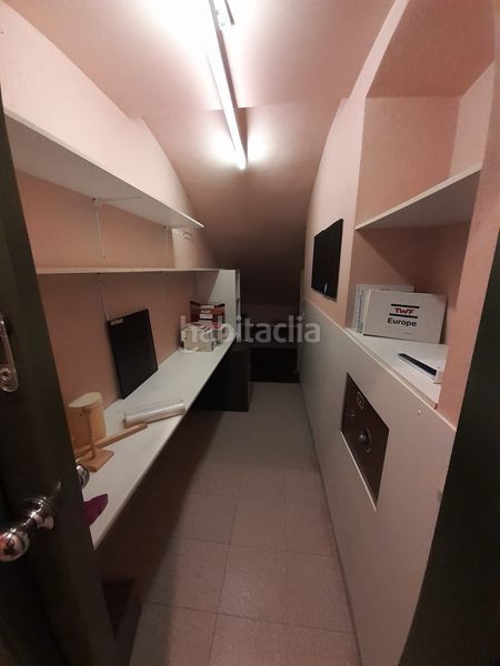 Foto 5f3a3b54-d125-40f7-93cb-8dabd513655b. Local comercial a Berga