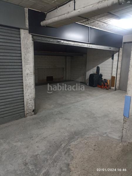 Foto 78b418f5-5976-4c1d-a110-d9463dfaa471. Aparcament cotxe a Berga