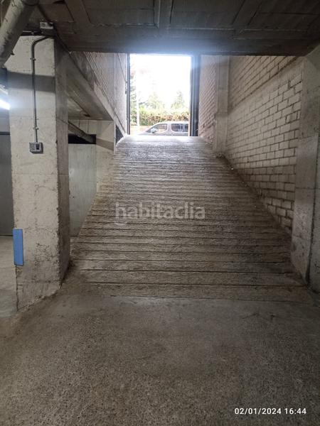 Foto af1b5bfb-22f3-43fa-82ab-3b232745c9b1. Aparcament cotxe a Berga