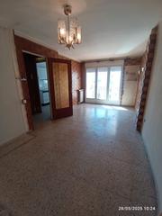 Flat  Carrer mare de du de montserrat. Pis a berga