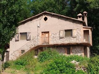 Maison à La rambla 2. Masia rústica a vallcebre