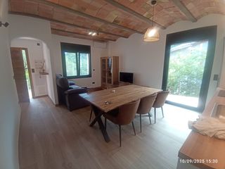 Rent House  Camí de sant jordi. Casa a cercs