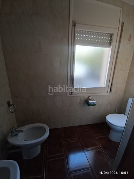 Foto 05474f73-bea1-4e58-9efb-542ec24deb67. Casa amb calefacció aparcament piscina a Berga