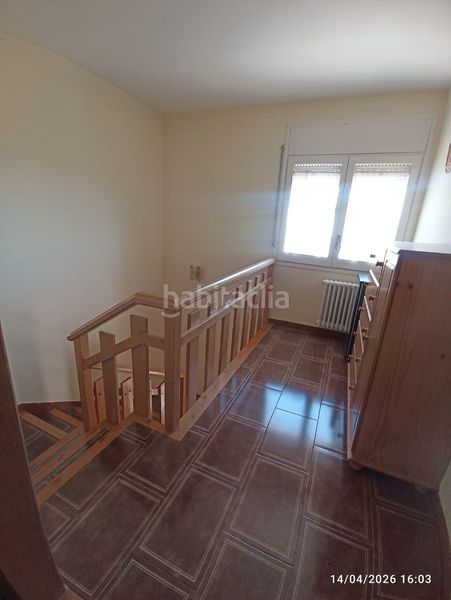 Foto e8eb79e0-0c2b-4e21-9819-1c57539923a4. Casa amb calefacció aparcament piscina a Berga