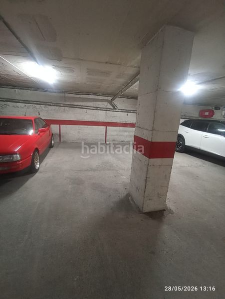 Foto 22725ba9-de91-461c-a316-e1e090e6c3f8. Aparcament cotxe a Berga
