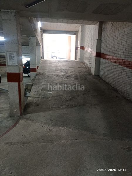 Foto 7191036c-6eac-416a-b49e-368e16ab7600. Aparcament cotxe a Berga