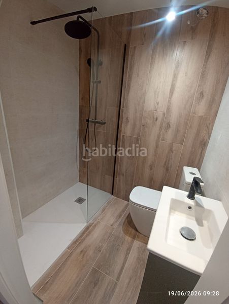 Foto 0d2bdc97-3662-4273-bce4-56b32aea790f. Dúplex amb xemeneia calefacció a Berga
