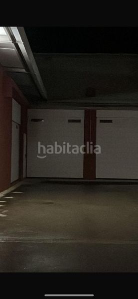 Foto ef064705-416f-4bd1-bd32-b457fa1a3d4a. Aparcament cotxe a Berga