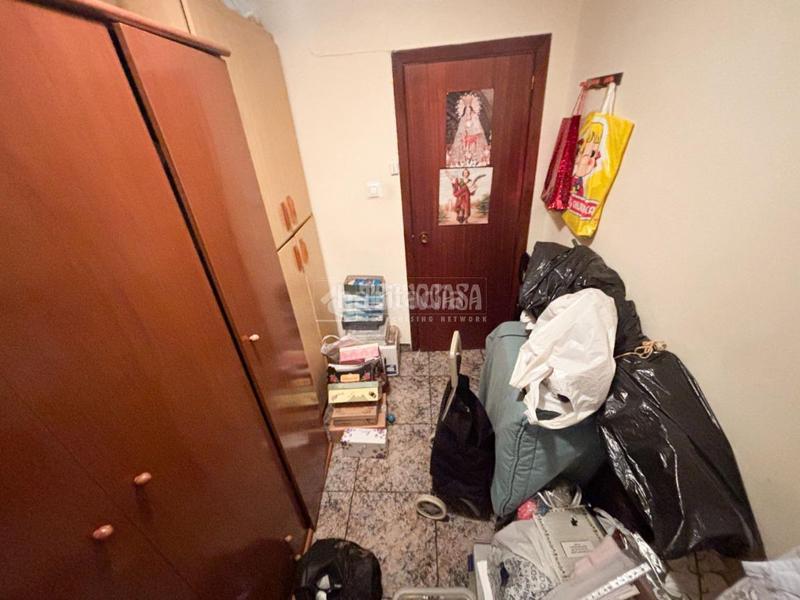 Foto dd9823f8-e2c2-4b12-91d1-417c18b80aa1. Piso  en venta en Barrio Benicalap Valencia