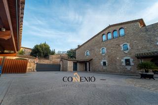 Casa a Sant Joan de Mollet. Preciosa masia a les gavarres