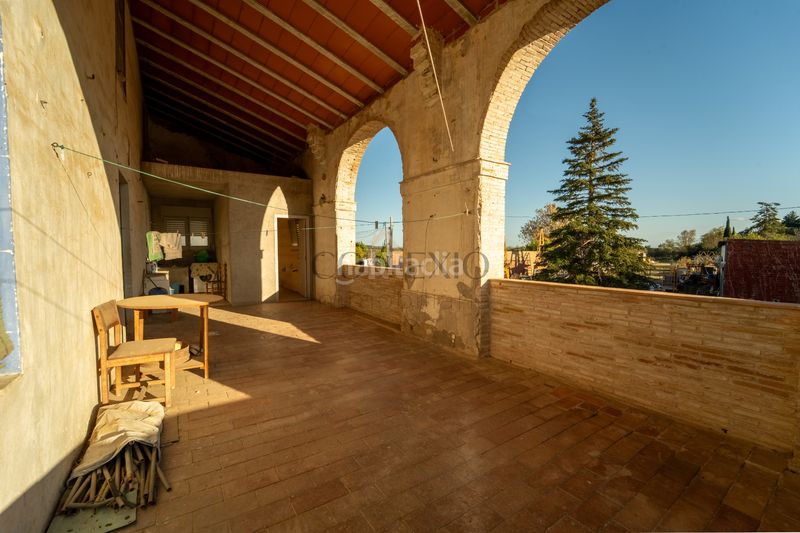 Foto a04788a5-6276-4114-bce1-4c5a1e80f08f. Masia a carrer de dalt 8 a Pontós