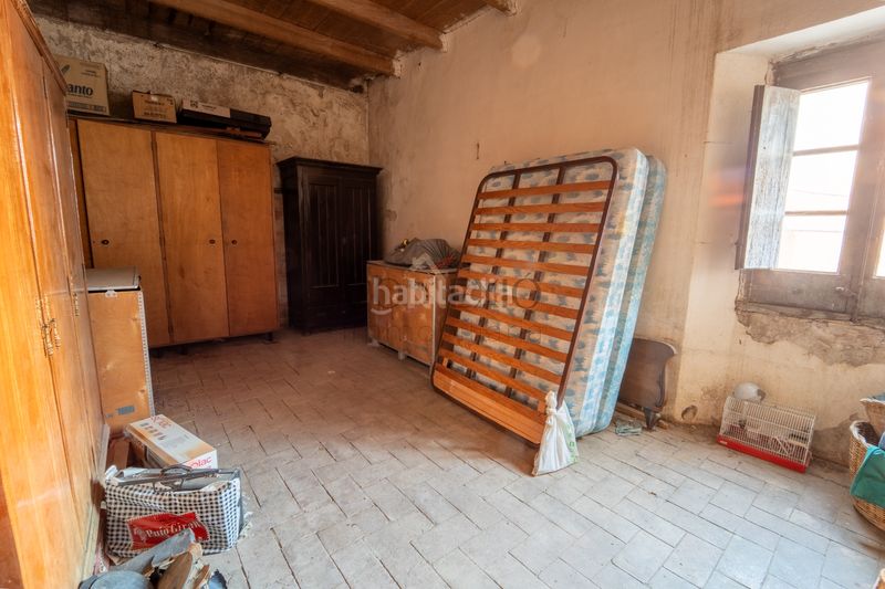 Foto fde8db7c-0a91-4509-a0ab-8111739d1519. Masia a carrer de dalt 8 a Pontós