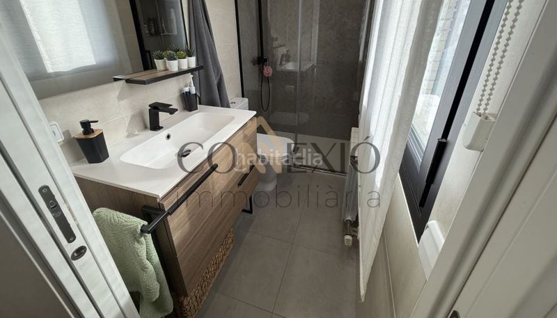 Foto f91faf39-6898-4a32-80a4-0dceff1d48eb. Casa amb calefacció aparcament a Sarrià de Ter