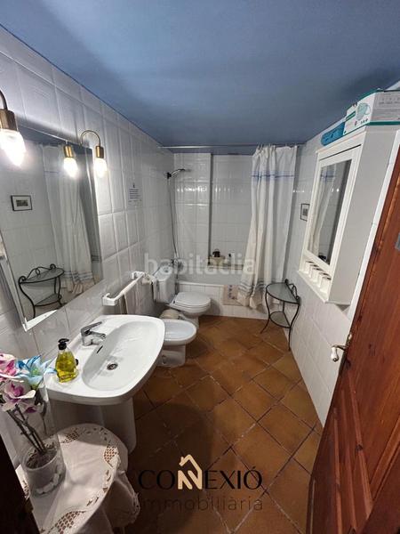 Foto bffe56dc-5267-4e52-a0f1-a45a068bfed3. Casa en plaça del verger 1 casa històrica en venda a , del segle xvi amb llicència turística en Osor