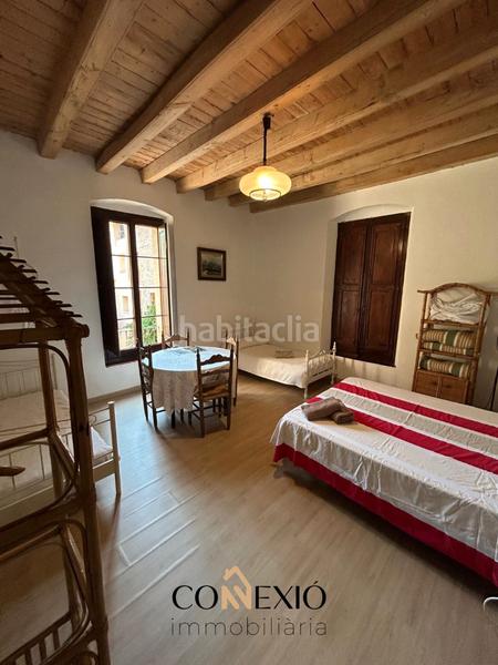 Foto f12f3cd4-a78a-4c68-b2b5-8c94c07e2fab. Casa en plaça del verger 1 casa històrica en venda a , del segle xvi amb llicència turística en Osor