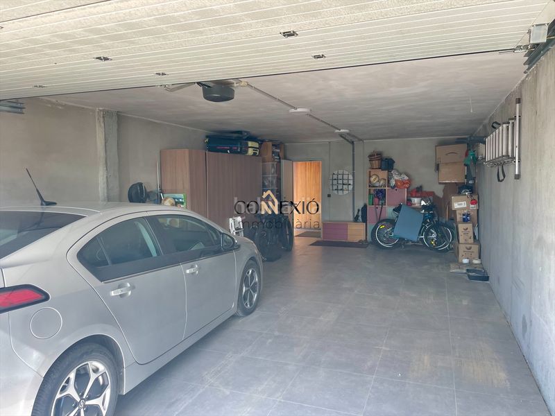 Foto a5ab7abf-fa3c-4124-9632-bcf2845e1255. Casa amb calefacció aparcament piscina a Bescanó