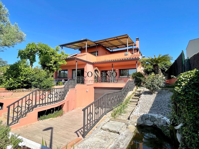 Foto 40e9f358-a6b5-47aa-b401-f73e8001359f. Casa amb calefacció aparcament piscina a Aiguaviva