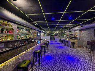Trapasso Locale commerciale in La Devesa. Traspaso del 50 % de una discoteca en el centro de girona