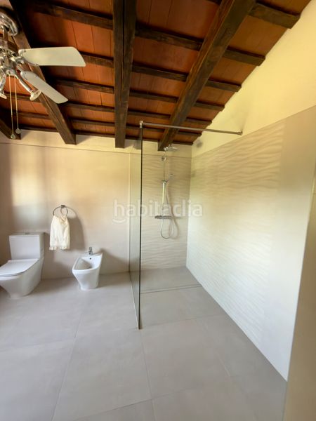 Foto 9c969599-adae-43d3-8342-e8f697be56a8. Casa amb xemeneia calefacció aparcament piscina a Riudarenes