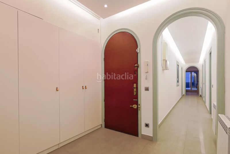 Foto e7c75a43-3bac-449a-bdb4-b8fe31e5b42a. Pis amb calefacció a Gòtic Barcelona