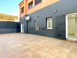 Piano terra  Carrer josep flores 13. Bajo reformado a estrenar en sarrià de ter