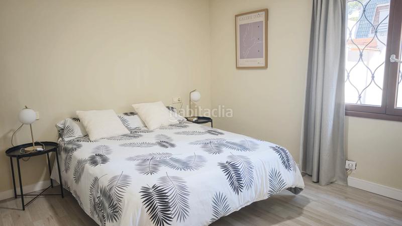 Foto 982270ee-37ee-41f3-ab29-64b1030a305b. Location maison avec cheminée chauffage parking dans Castelldefels