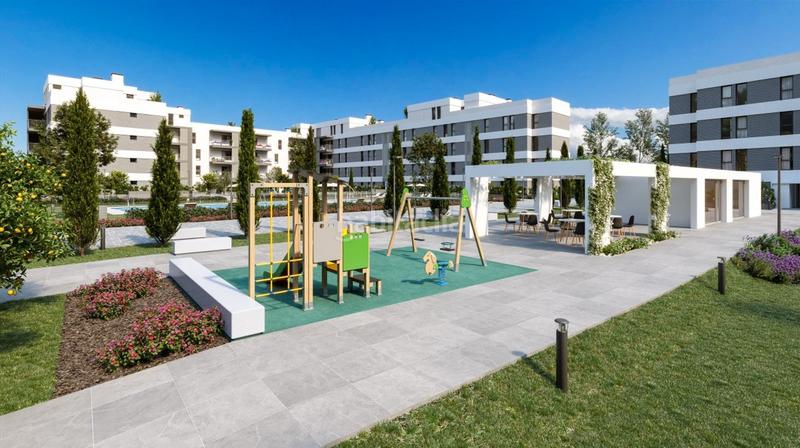 Foto 15811dd3-45e0-452b-8195-d416e331d338. Flat 90m<sup>2</sup> with heating pool in Nuevo Bulevar Mairena del Aljarafe