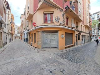Lloguer Local Comercial  Calle sant jaume. Local comercial en alquiler en zona centro