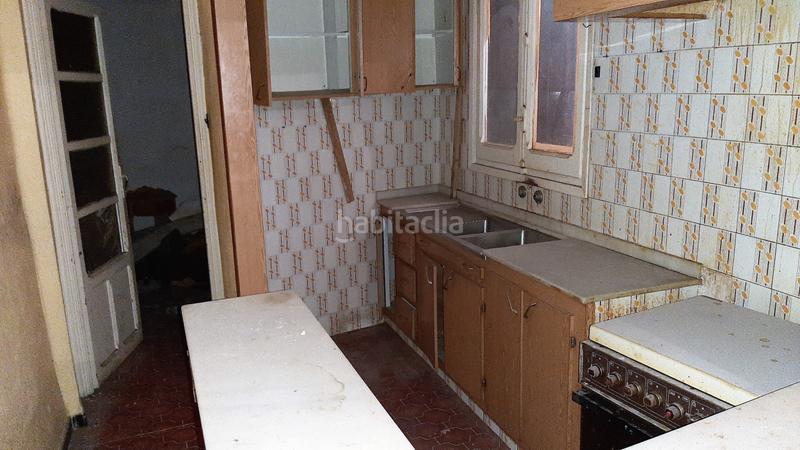 Foto d5f3a653-19ef-45a4-b6e3-440f0da7ee90. Casa  céntrica para reformar en Albuixarres Alzira