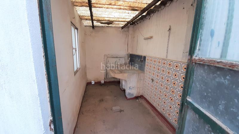 Foto f492c029-b8c5-4402-931e-9e23c306dfe1. Casa  céntrica para reformar en Albuixarres Alzira