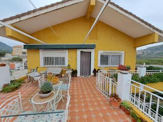 Xalet a Corbera. Estupendo chalet en corbera, zona les coves