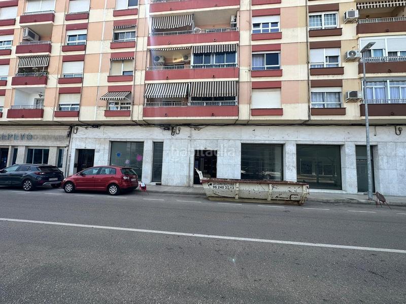 Foto f2c1a985-6e5c-41f0-ae0a-9205bbf4e886. Alquiler local comercial  muy amplio en alquiler en Alzira