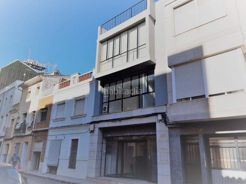 Foto 4035f873-c051-4ad0-90e2-92f677a6eb68. Alquiler edificio  cuatro plantas en el centro para oficinas en Alzira
