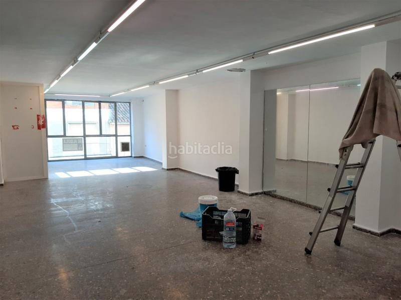 Foto 71321269-a2b5-4c3d-9fc5-80cfb8c8e78b. Alquiler edificio  cuatro plantas en el centro para oficinas en Alzira