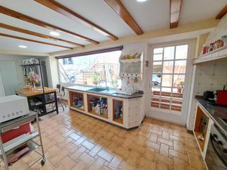 Maison à Alquenència - Venècia. Estupenda casa en venta con patio interior y garaje de 80 m2